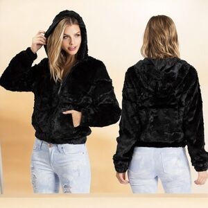 U2B Women's Black Faux Fur Outerwear Hooded Jacket